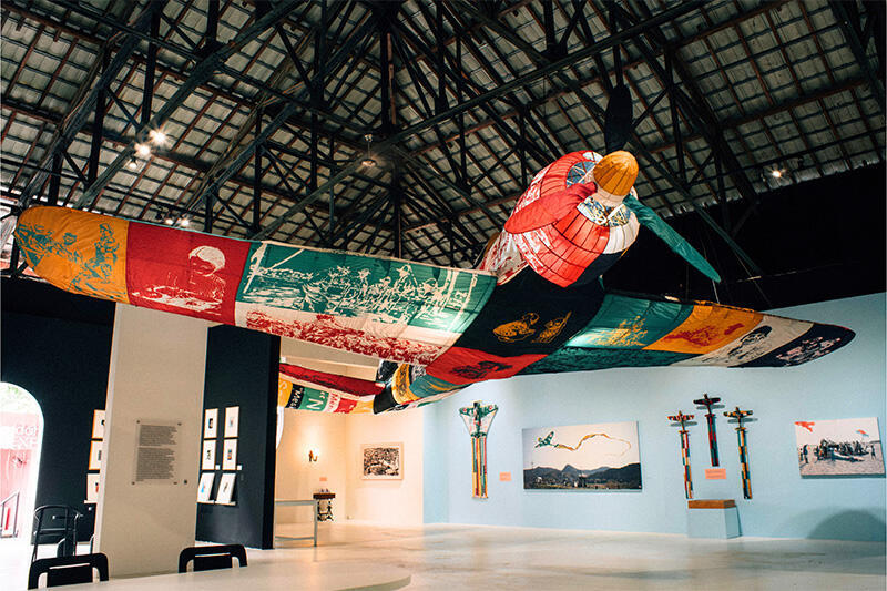 北Fragile Gift: The Kite of Hayabusa