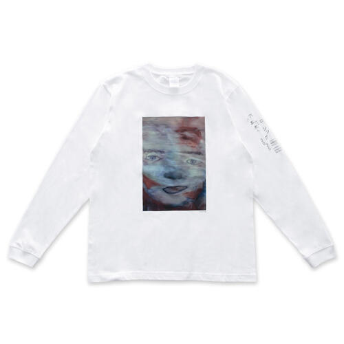 Long-sleeved T-shirt