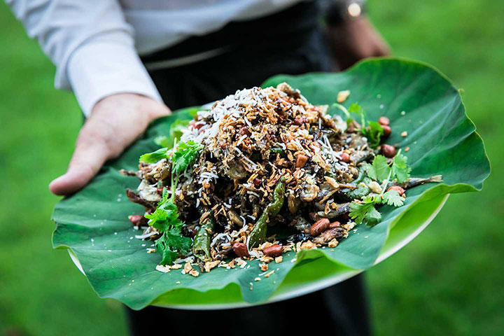 まちと美術館のプログラム「聖なる食」イベント風景