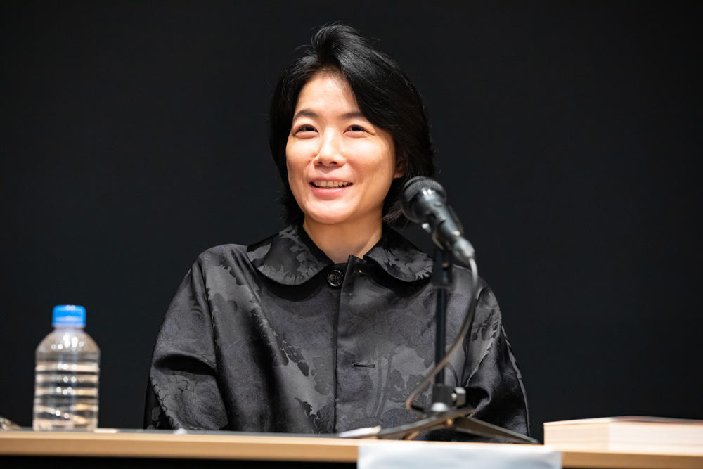 蜷川敦子氏