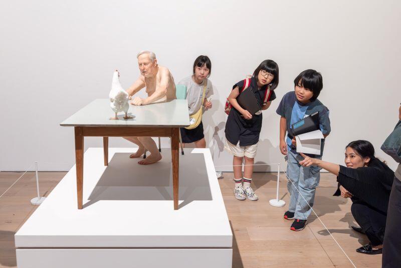 「ロン・ミュエク」展　ジュニア・アンバサダー活動スタート！