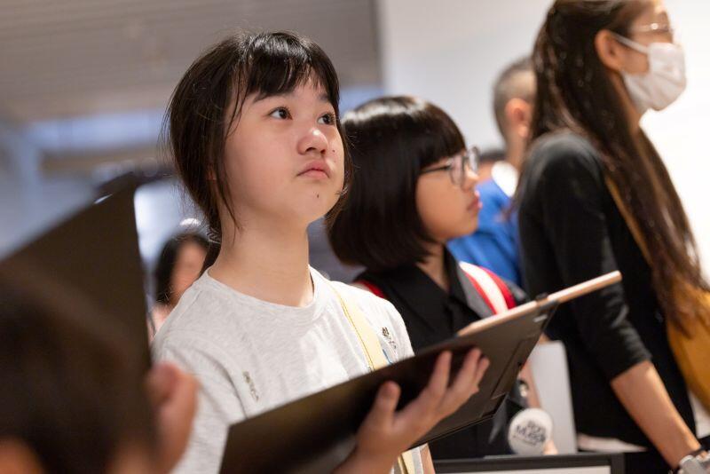Ron Mueck Exhibition Junior Ambassador Activities Kick Off!